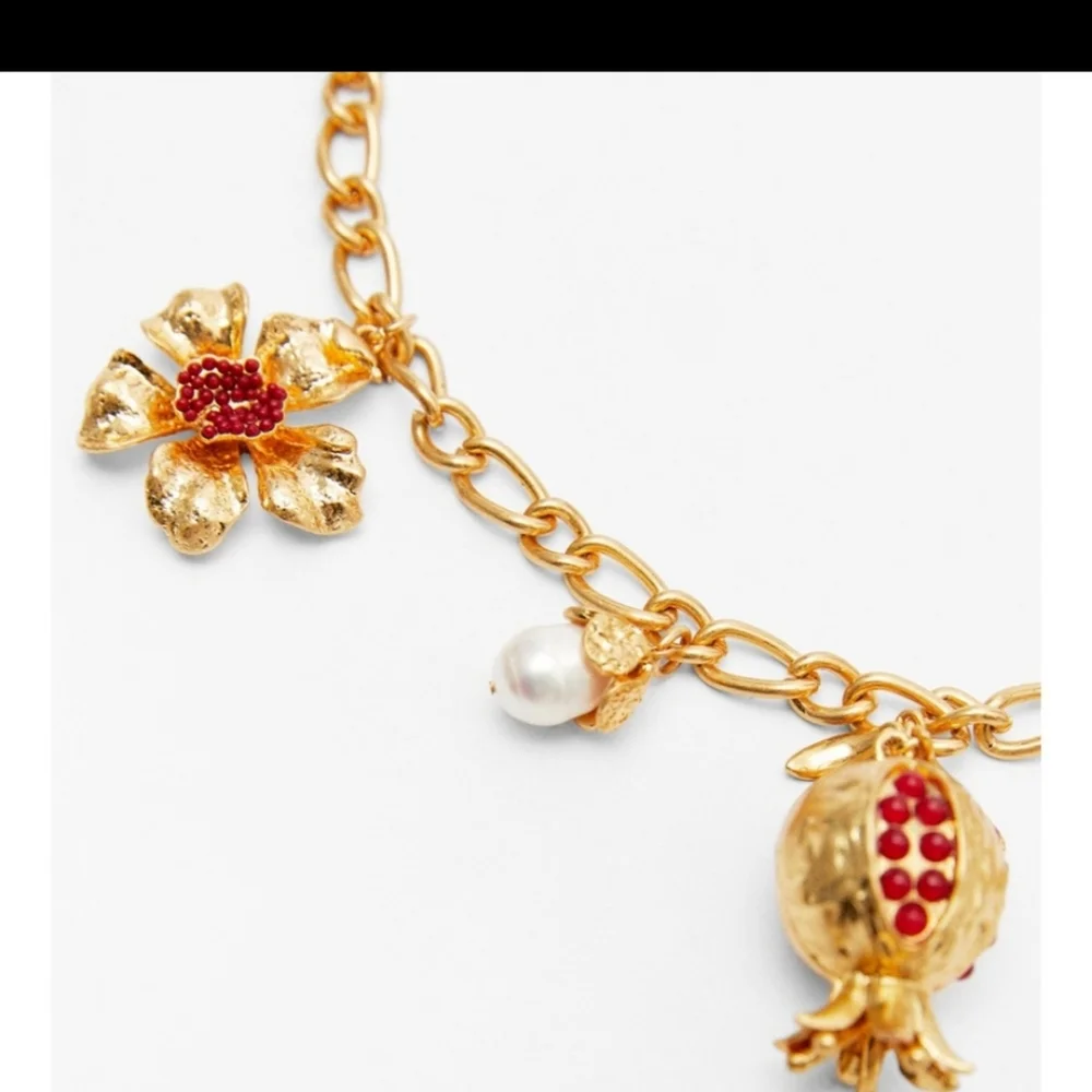 Zara necklace - Picture 3 of 5